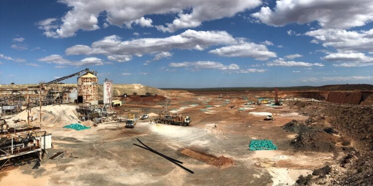 Rox And VMC Commence RC Drilling At Youanmi