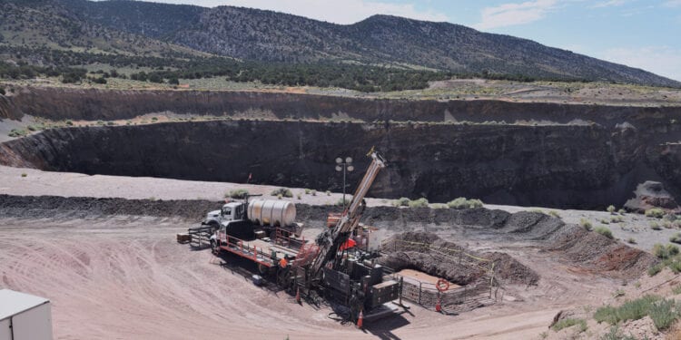 Fiore Gold Drills Wide Zone Of Mineralisation In Nevada