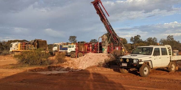 OzAurum Hits New Widespread High-Grade Gold Zone At Mulgabbie