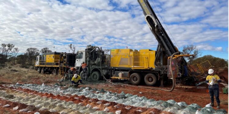BMG Kicks Off Latest Abercromby Gold Drilling