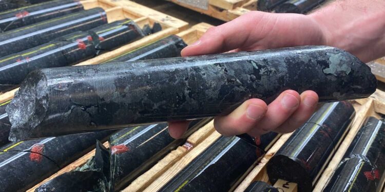 Canada Nickel Makes Higher Grade Core Discovery At Crawford East Zone