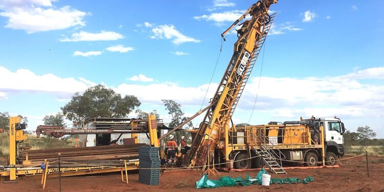 Tennant Kicks Off Drilling At Bluebird Copper-Gold Discovery