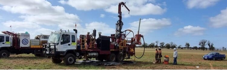 White Cliff Commences Follow-up Drilling at Hines Hill REE Project