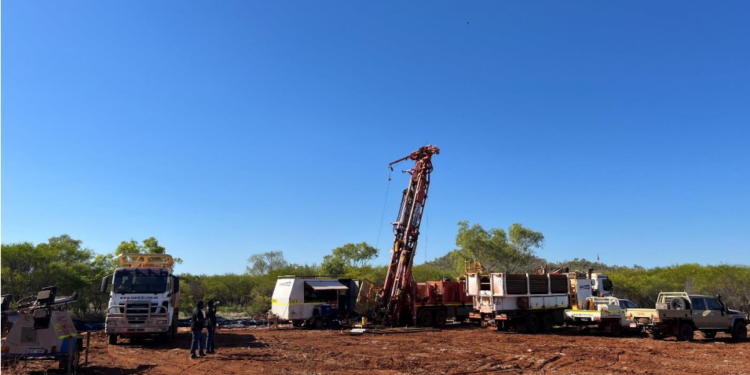 Lycaon Resources Commences Diamond Drilling at Bow River Project