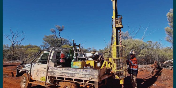 Viking Mines Commences Drilling at First Hit